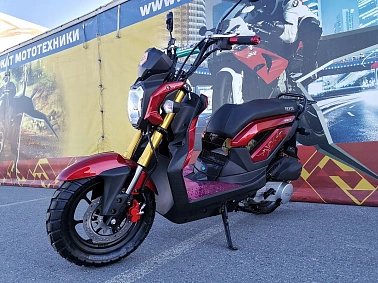 Скутер X-MOTORS NAKED PRO