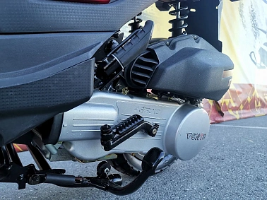 Скутер X-MOTORS NAKED PRO